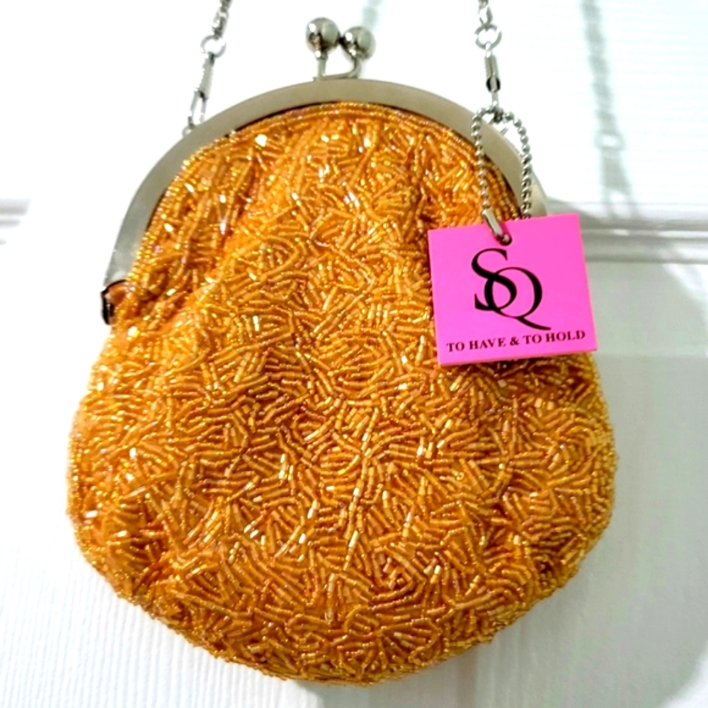 SQ To Have & To Hold Vintage Gold Beaded Purse